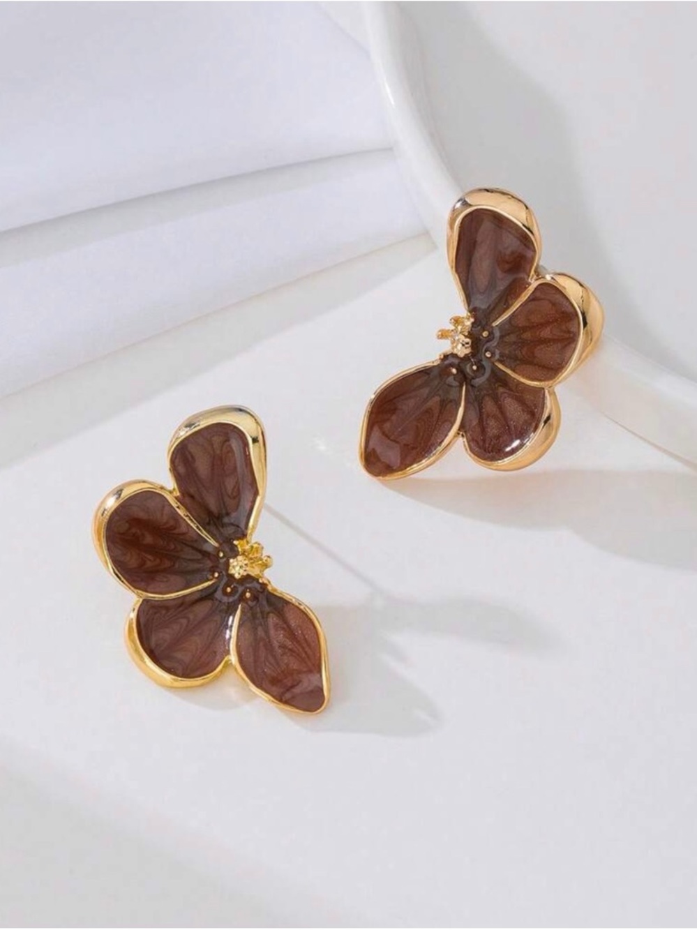 Elegant Gold and Brown Flower Stud Earrings - Women Jewelry
